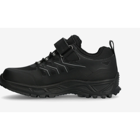 SNEAKERS | KOMPIS