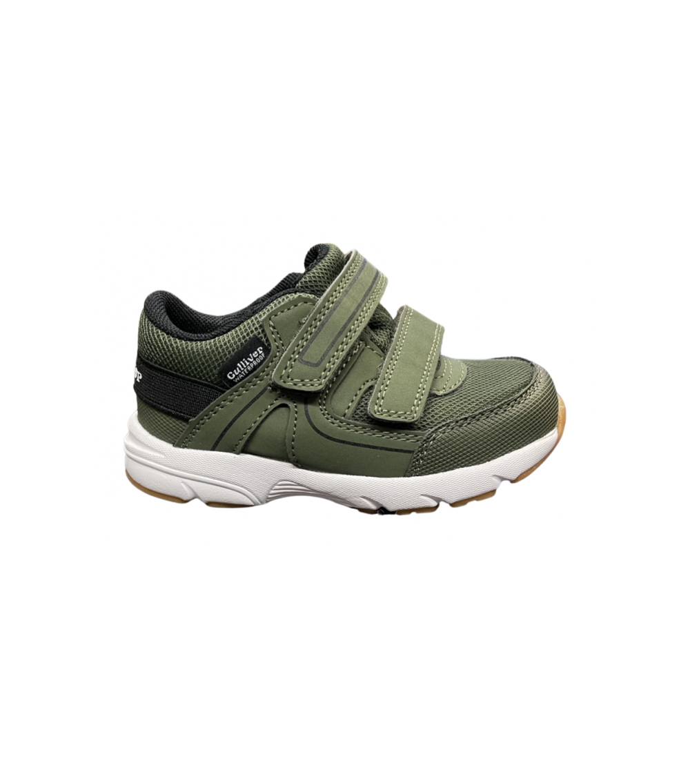 SNEAKERS | GULLIVER