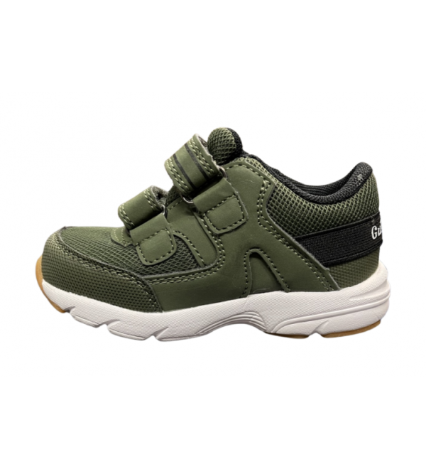 SNEAKERS | GULLIVER