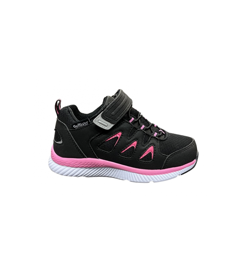 SNEAKERS | GULLIVER