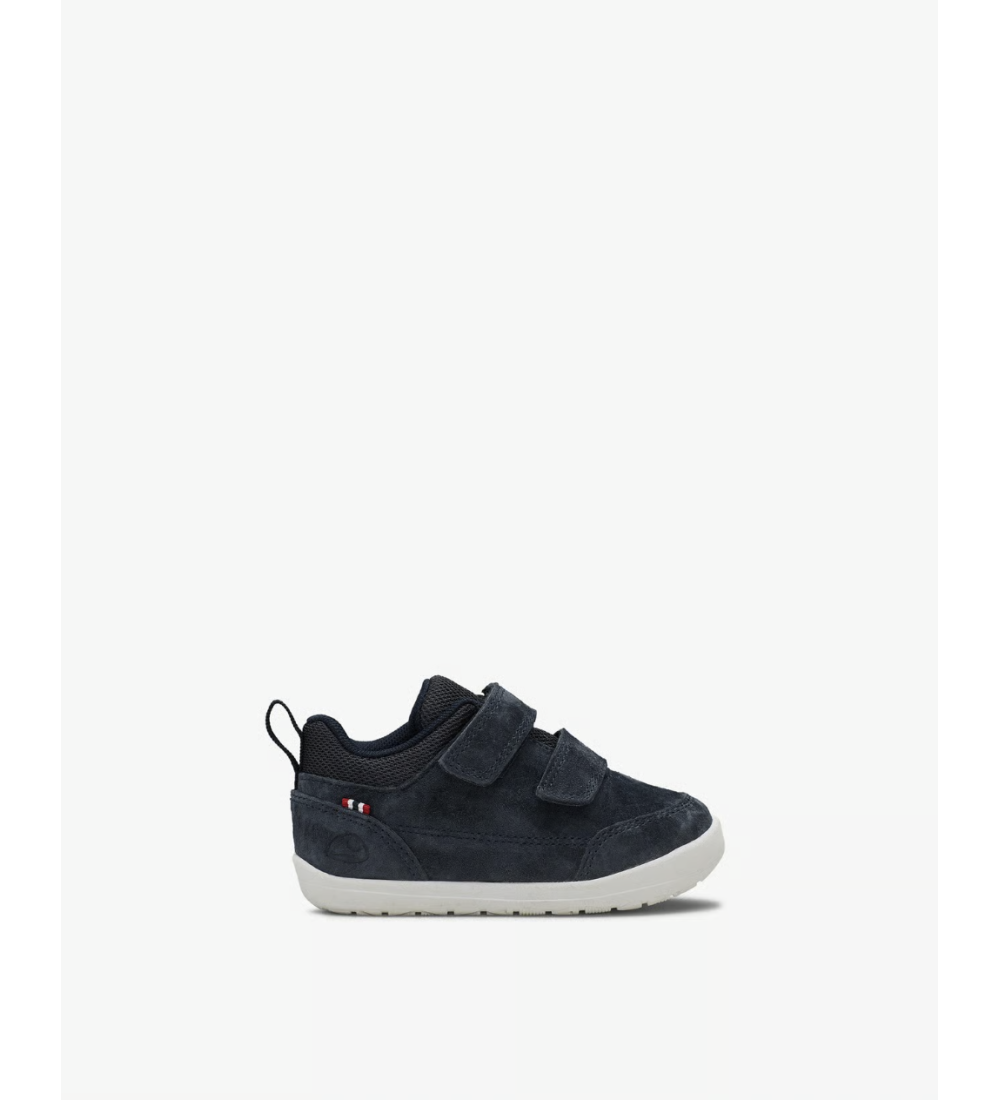 SNEAKERS | VIKING