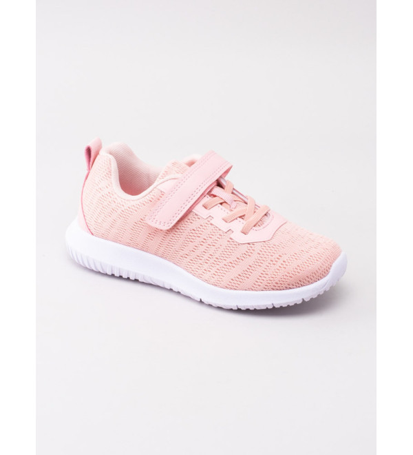 SNEAKERS | GULLIVER