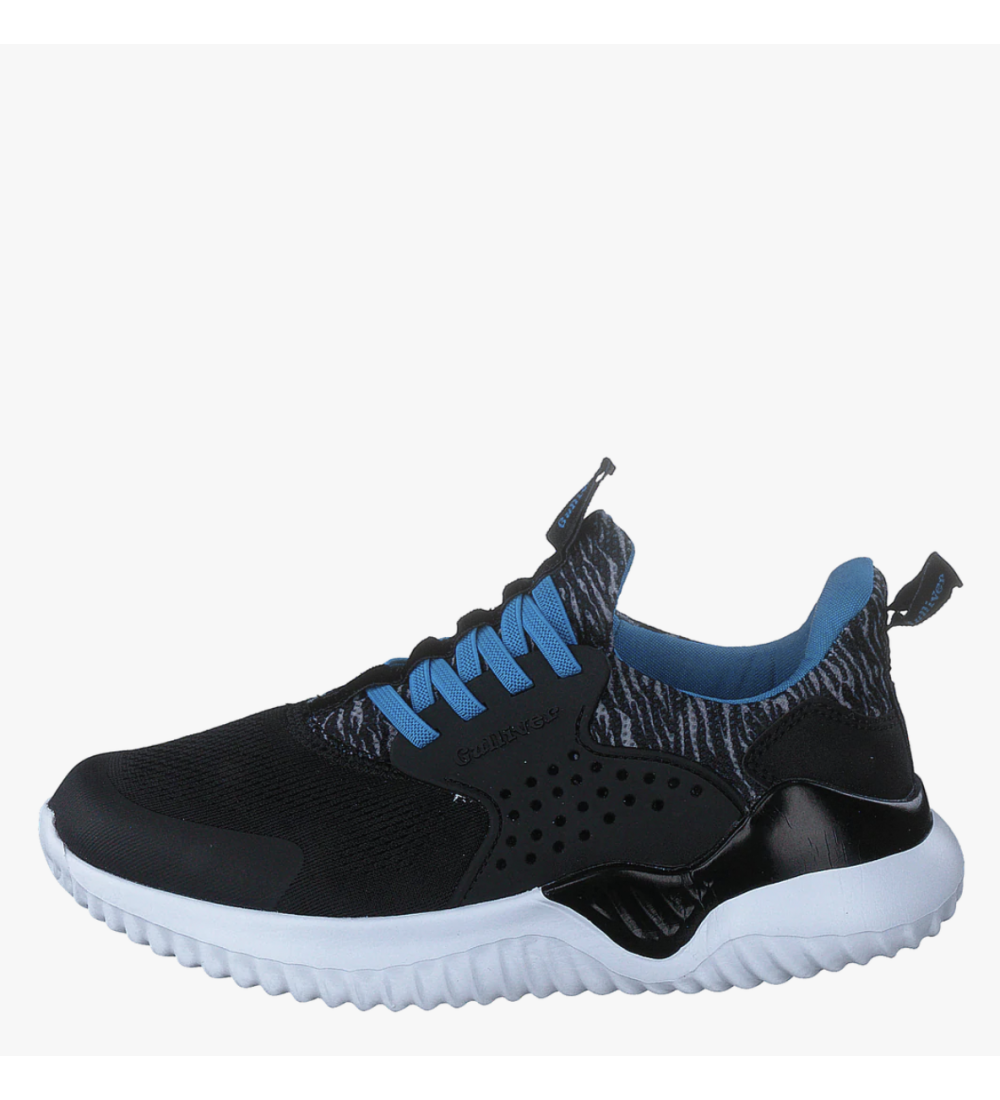 SNEAKERS | GULLIVER